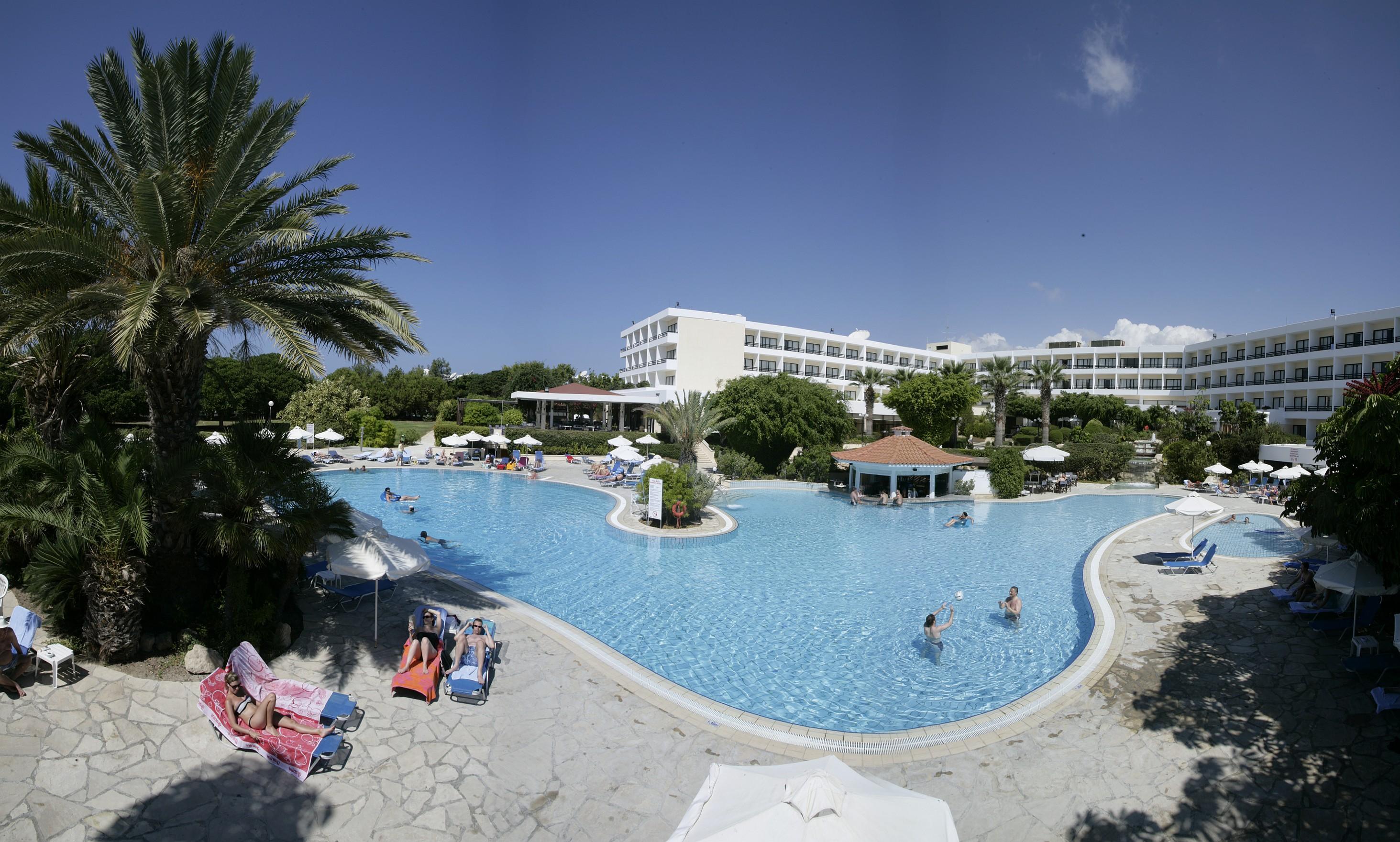 Avanti Hotel Paphos Ngoại thất bức ảnh
