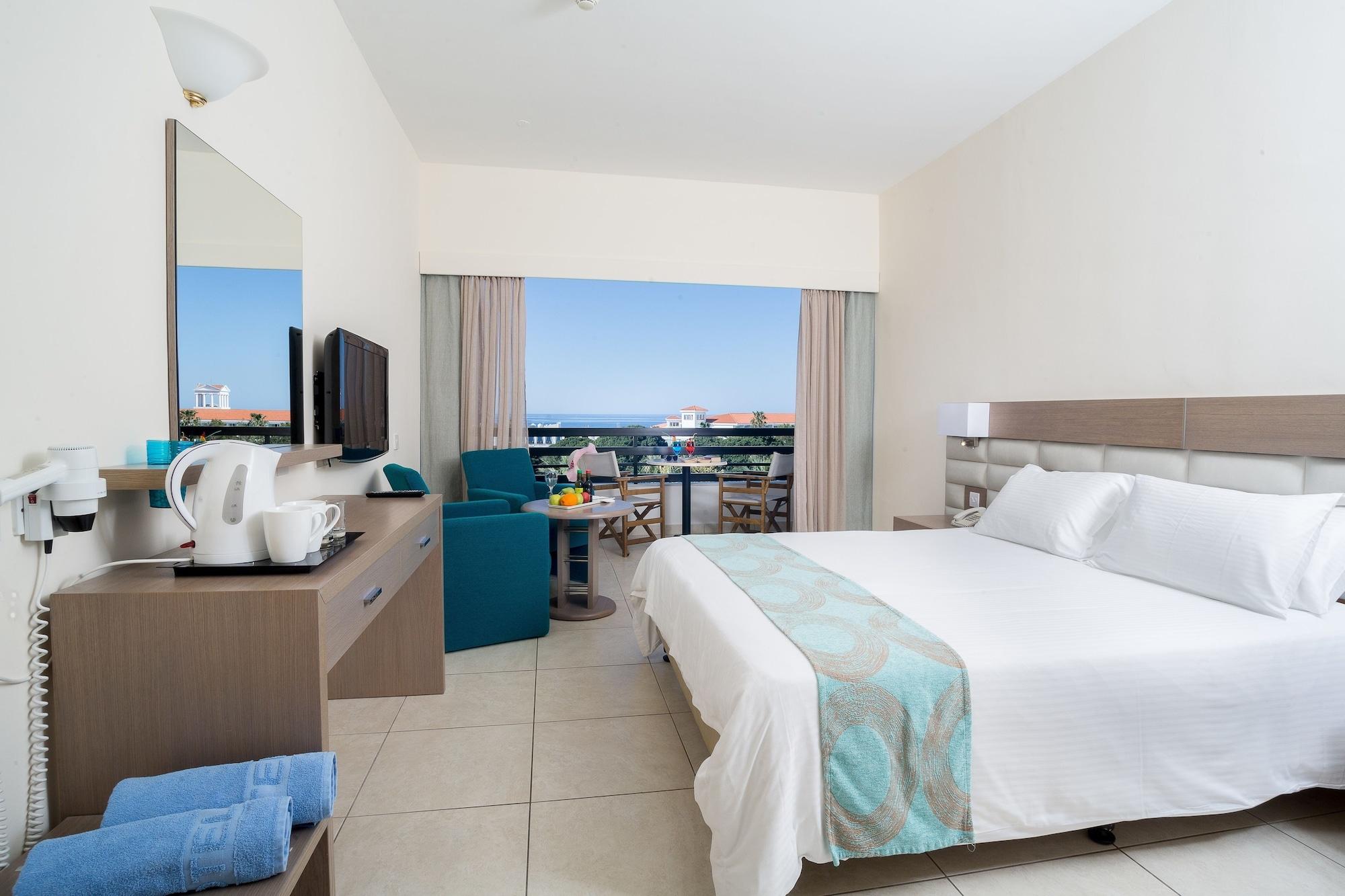 Avanti Hotel Paphos Ngoại thất bức ảnh