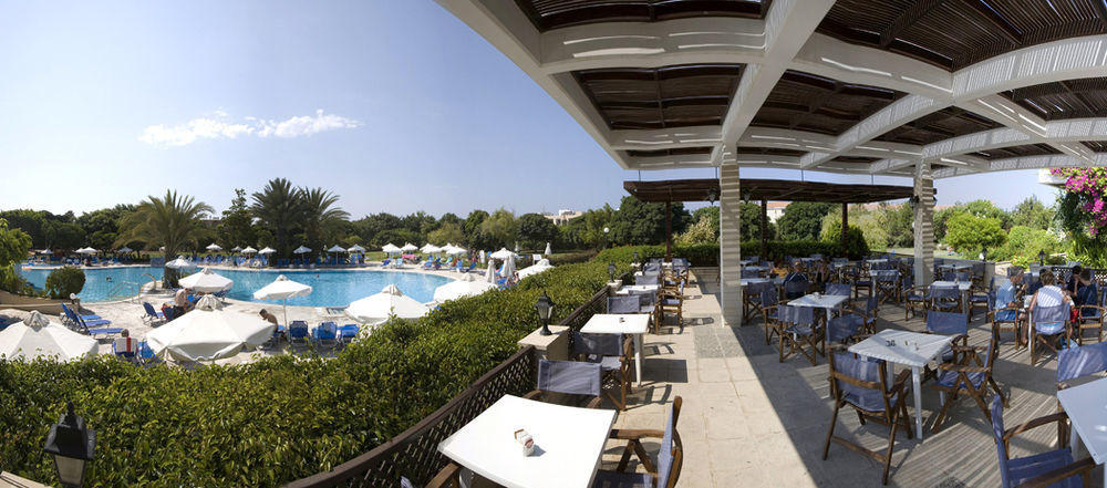 Avanti Hotel Paphos Ngoại thất bức ảnh